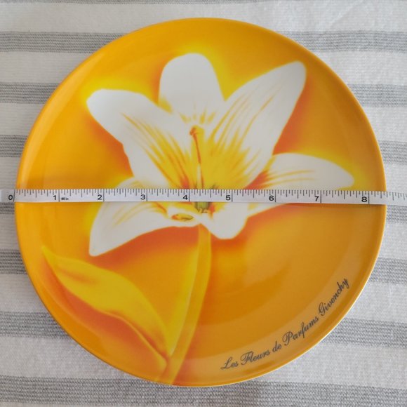 Givenchy Parfums Appetizer/Salad/Display Plate - Picture 3 of 6